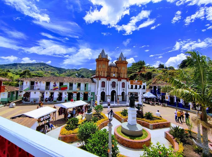 Réplica del Viejo Peñol